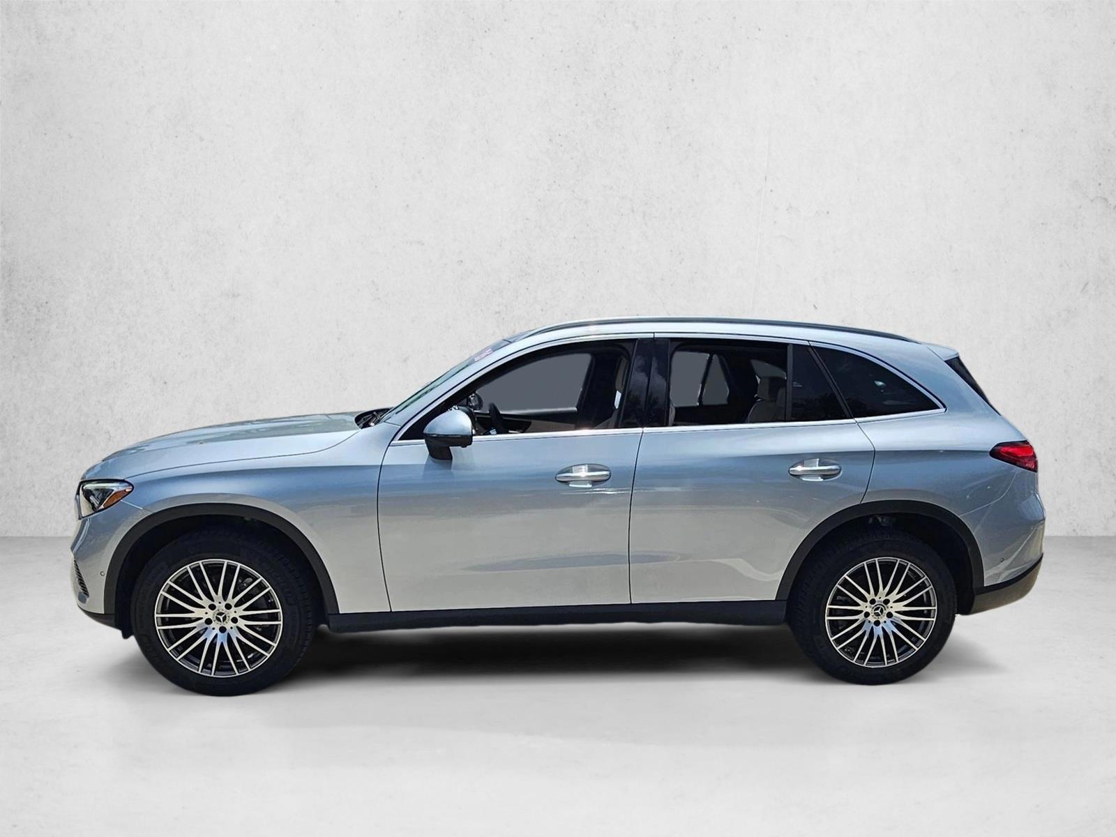 2026 Mercedes-Benz GLC Base - Photo 9