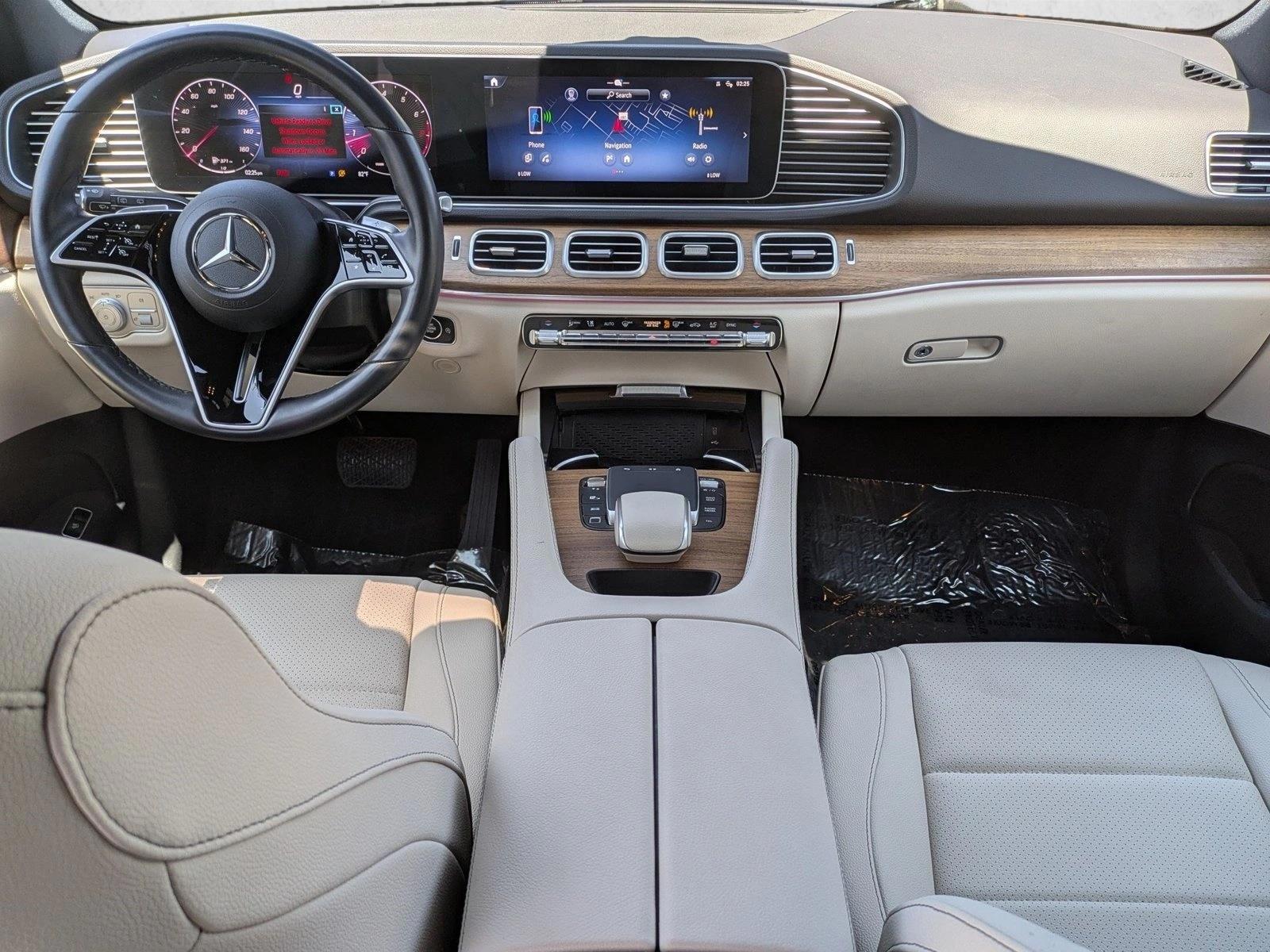 Thumbnail: 2025 Mercedes-Benz GLE - 4
