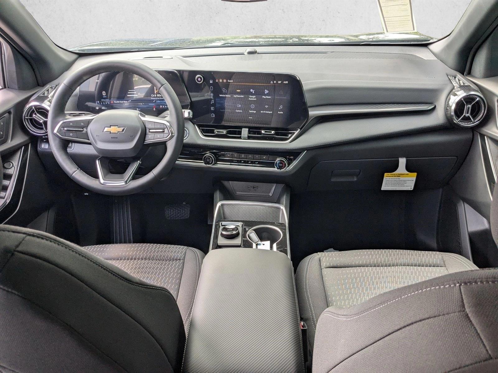 Thumbnail: 2026 Chevrolet Equinox - 4