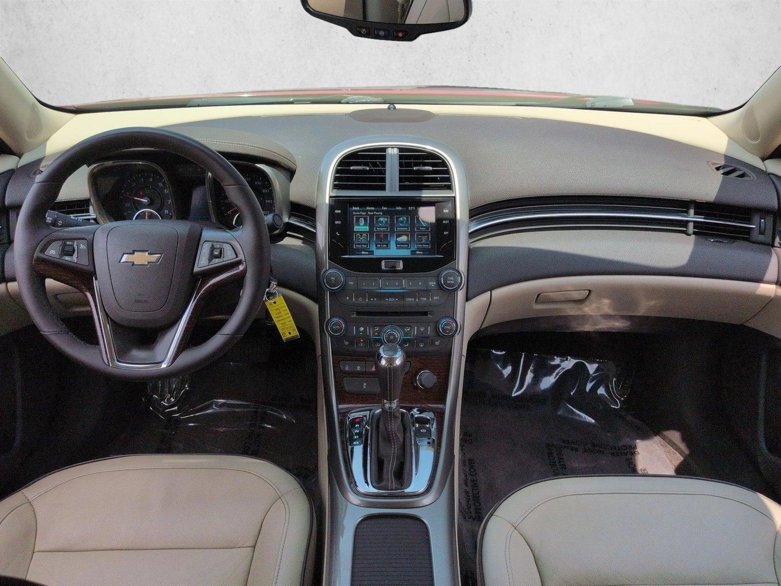 Thumbnail: 2013 Chevrolet Malibu - 4