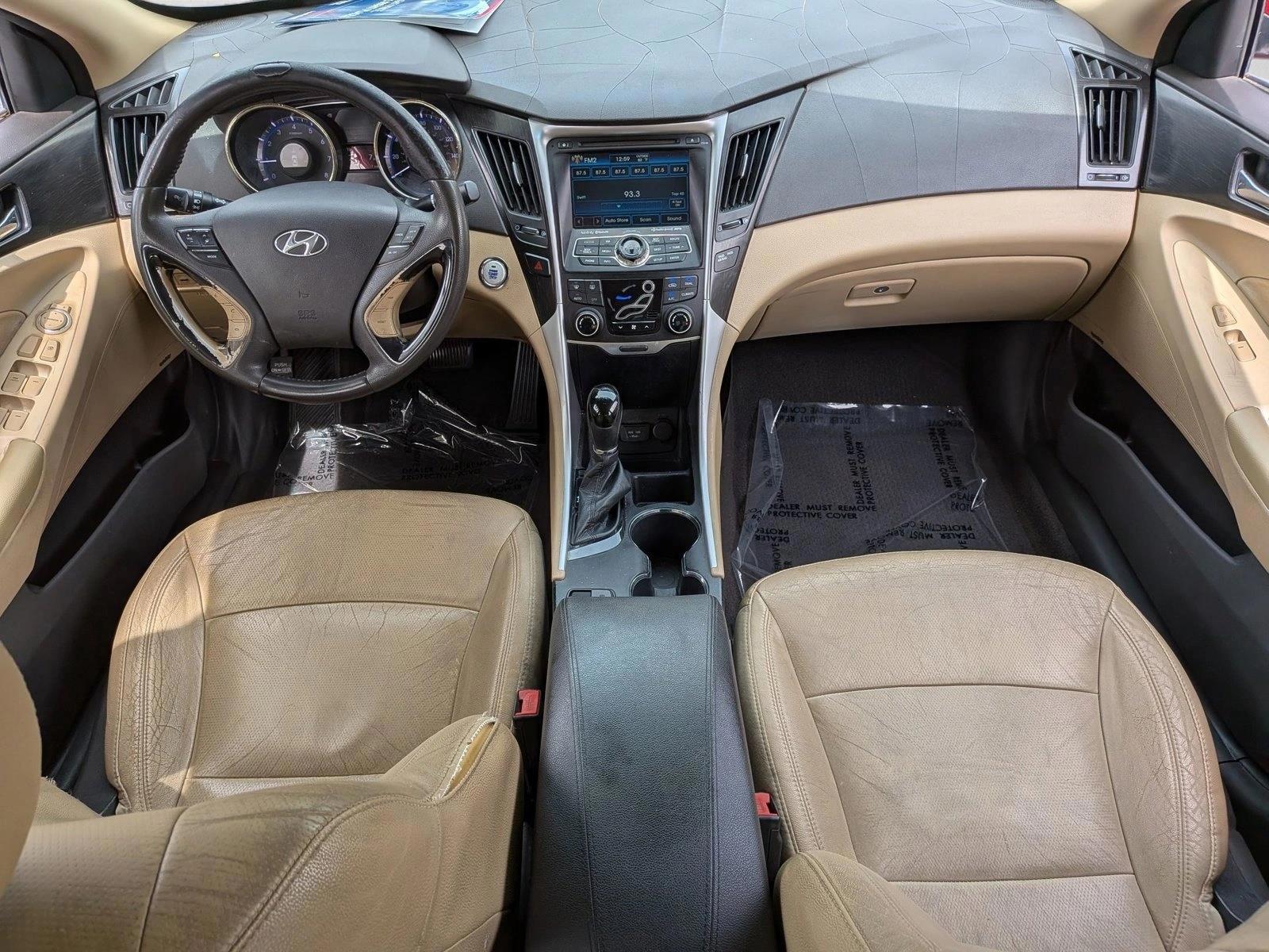 Thumbnail: 2012 Hyundai Sonata - 3