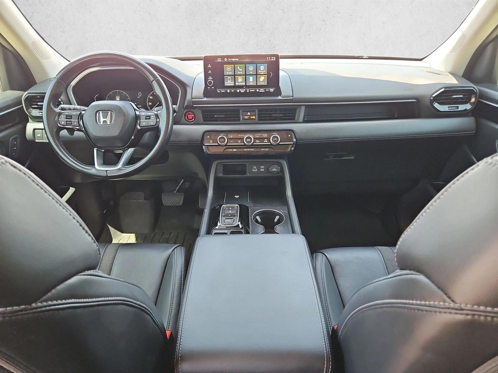 Thumbnail: 2023 Honda Pilot - 3