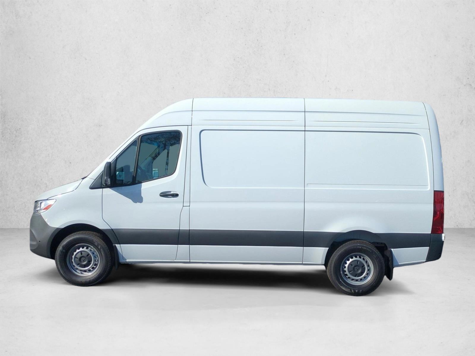 Thumbnail: 2026 Mercedes-Benz Sprinter - 2