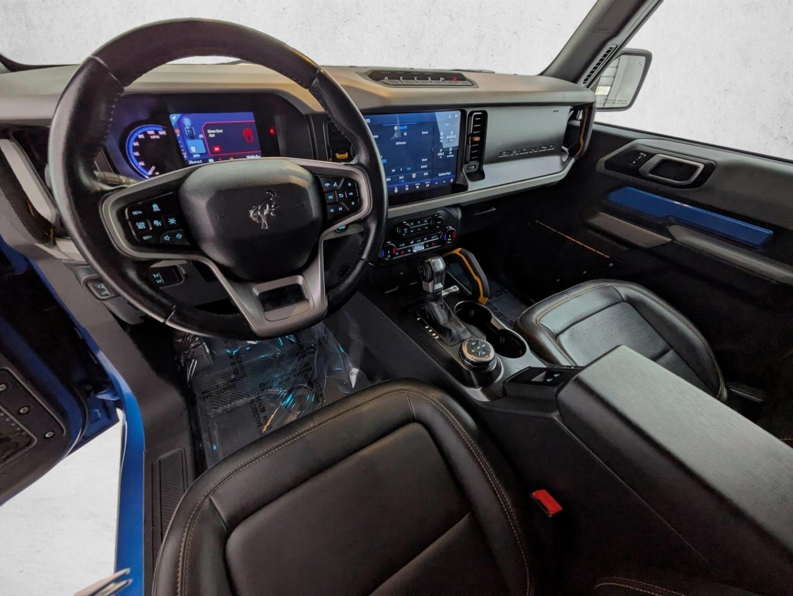 Thumbnail: 2022 Ford Bronco - 3