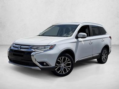 2017 Mitsubishi Outlander SEL -
                  Naperville, IL