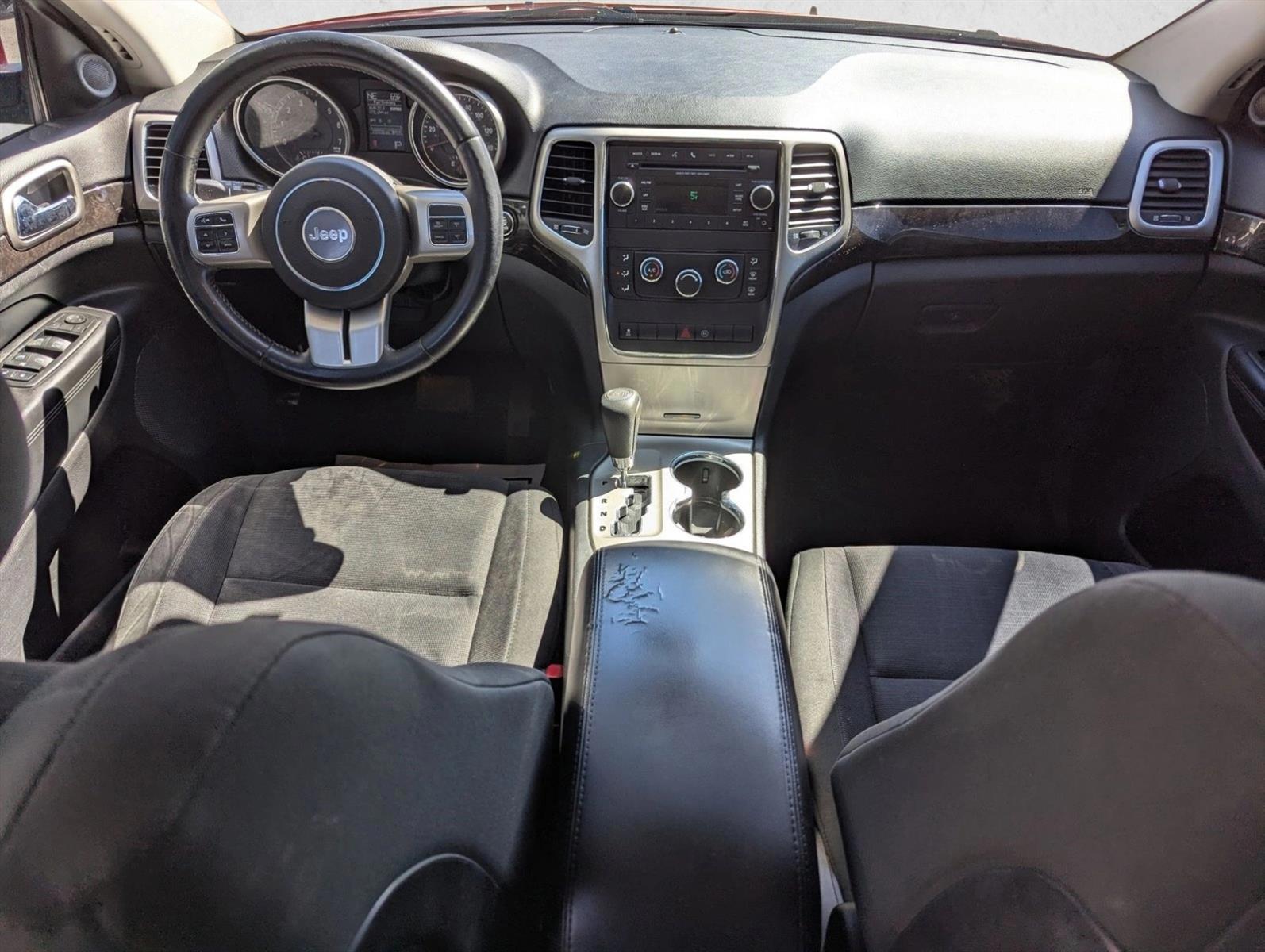 Thumbnail: 2012 Jeep Grand Cherokee - 3