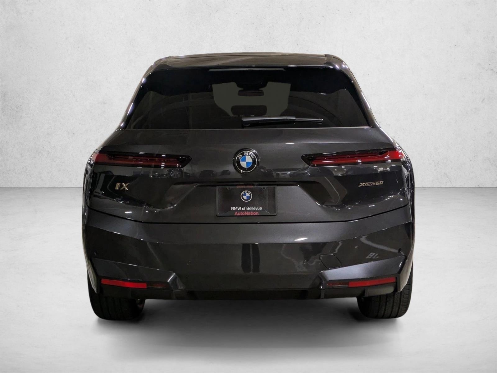 2026 BMW iX 60 - Photo 7
