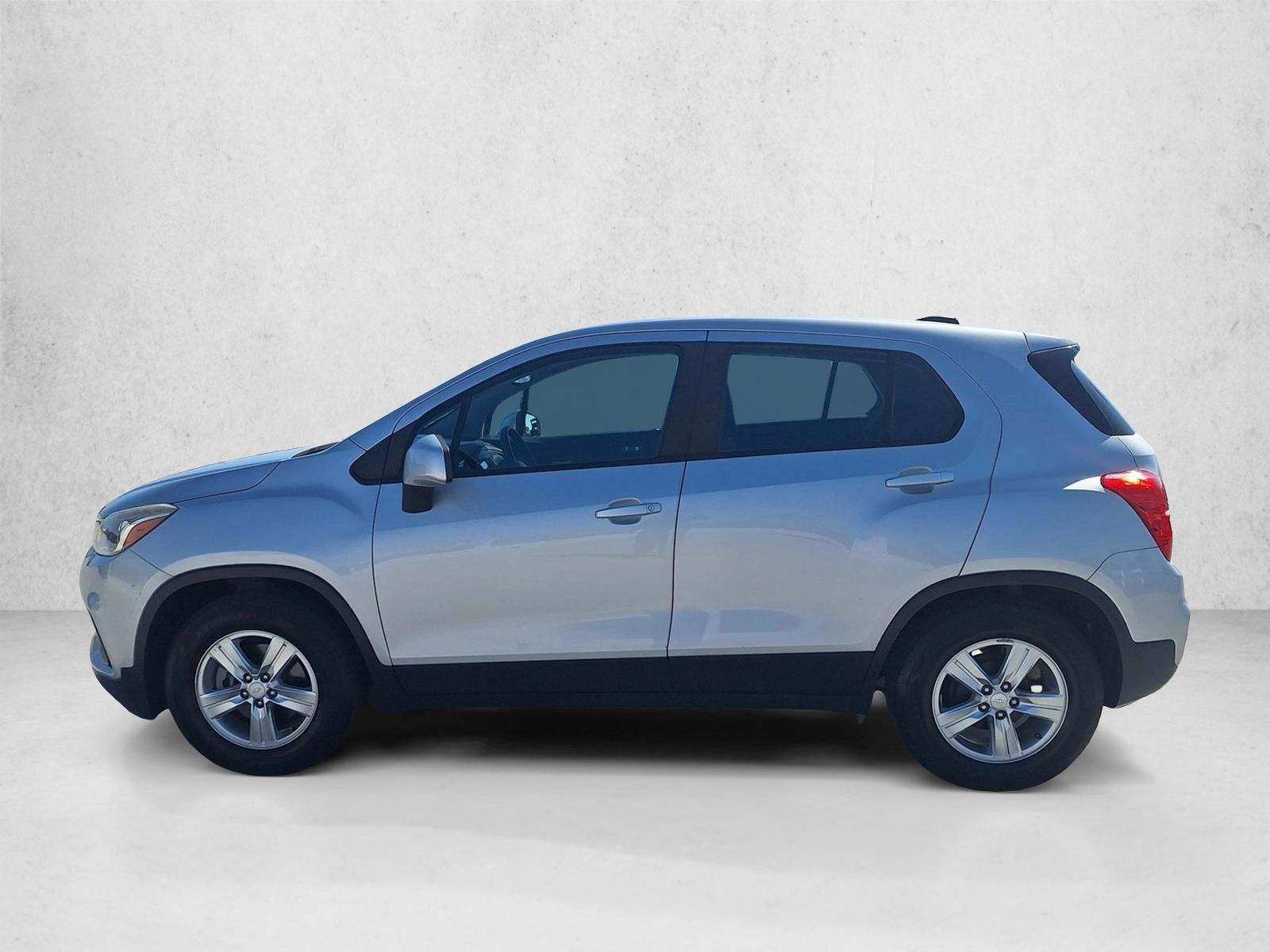 Thumbnail: 2019 Chevrolet Trax - 2