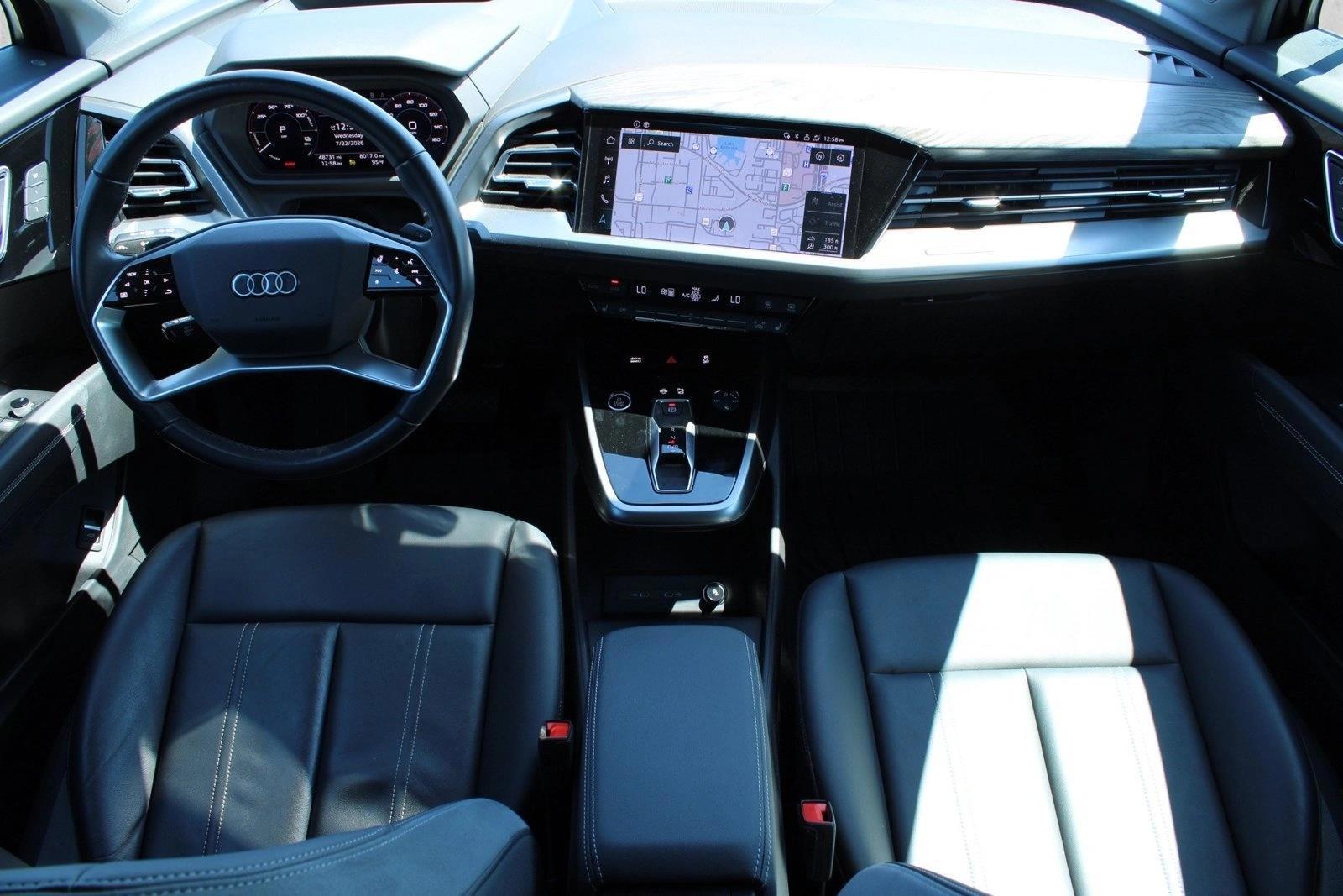 Thumbnail: 2023 Audi Q4 e-tron - 4