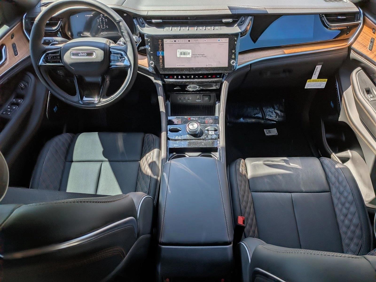 Thumbnail: 2026 Jeep Grand Cherokee L - 3