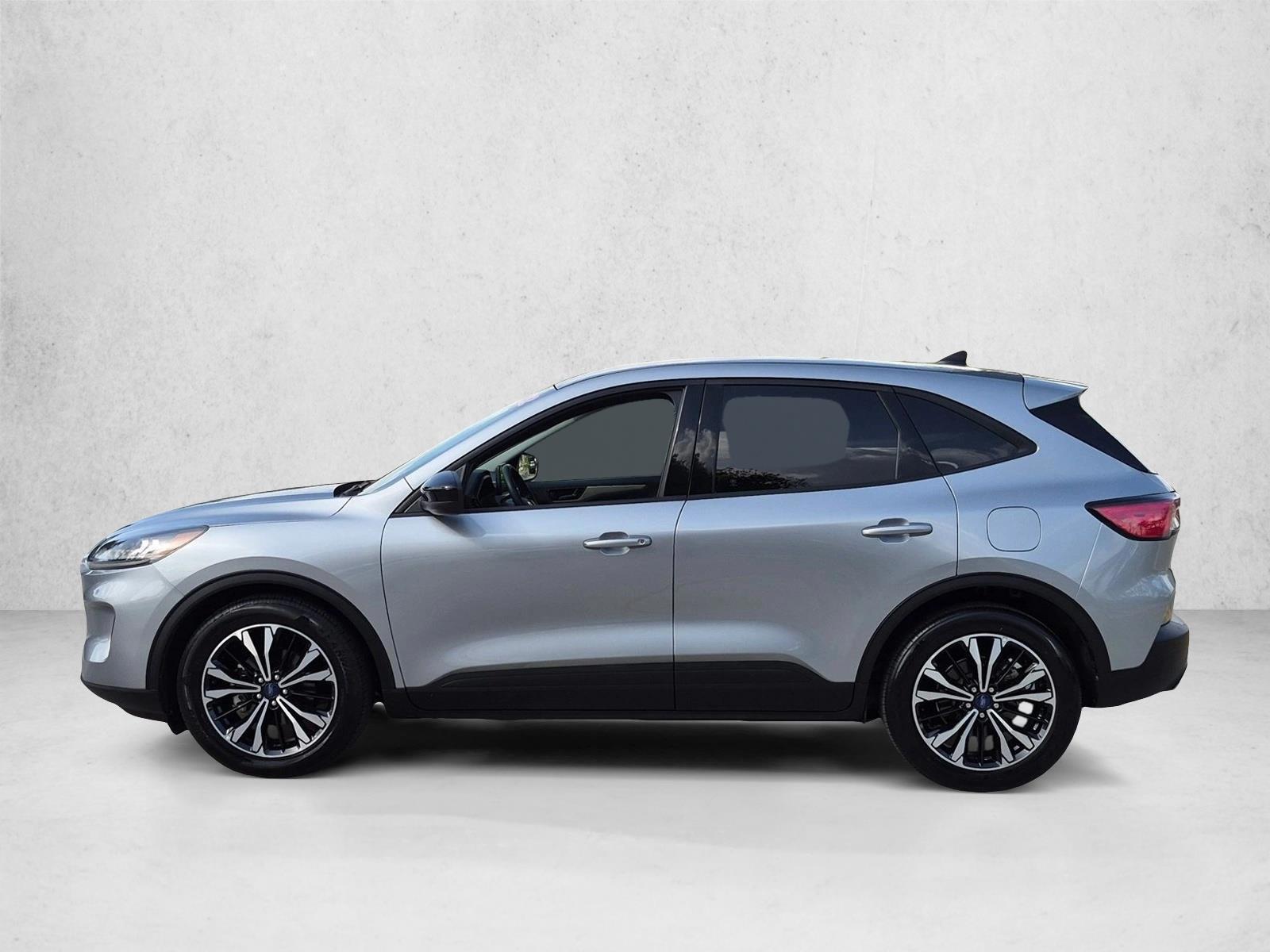 Thumbnail: 2022 Ford Escape - 2