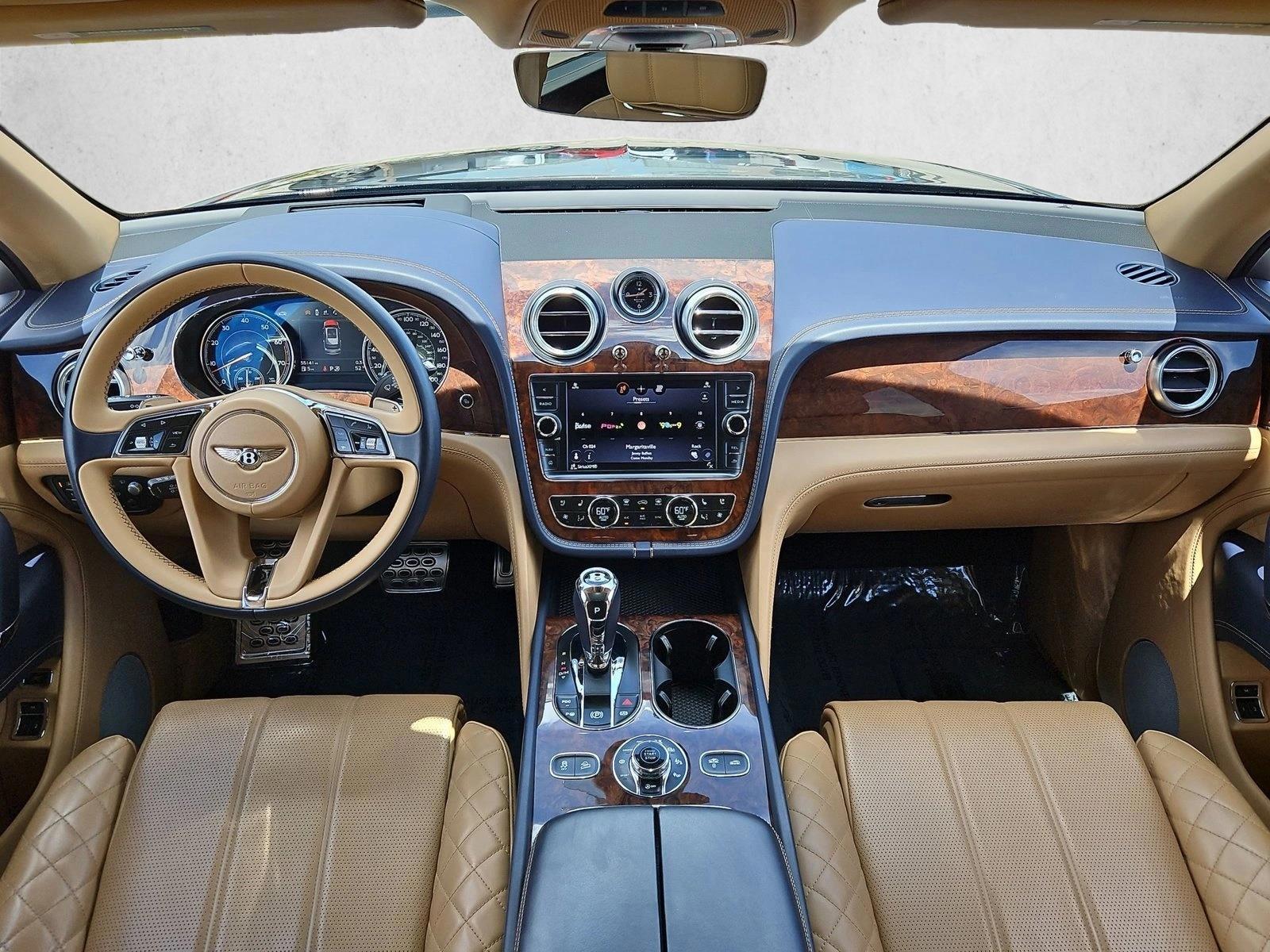 Thumbnail: 2018 Bentley Bentayga - 3