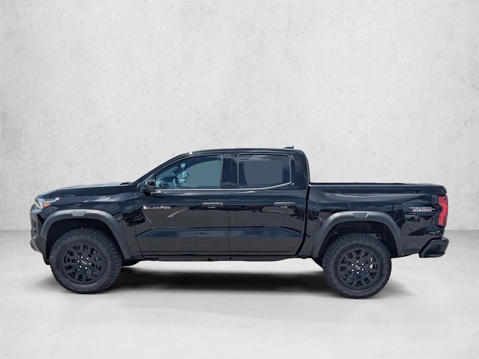 Thumbnail: 2026 Chevrolet Colorado - 2