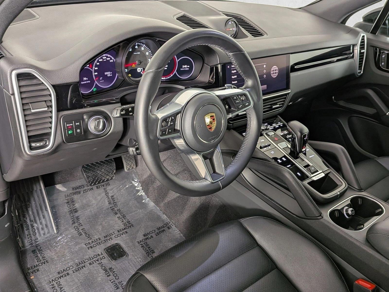 Thumbnail: 2023 Porsche Cayenne - 3