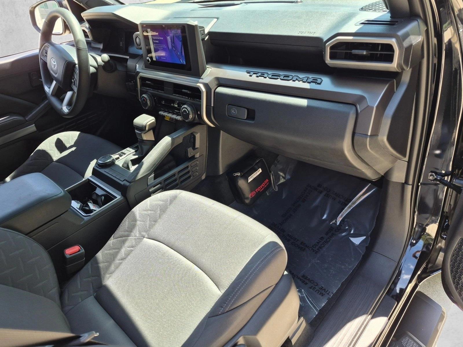 2025 Toyota Tacoma SR5 - Photo 20