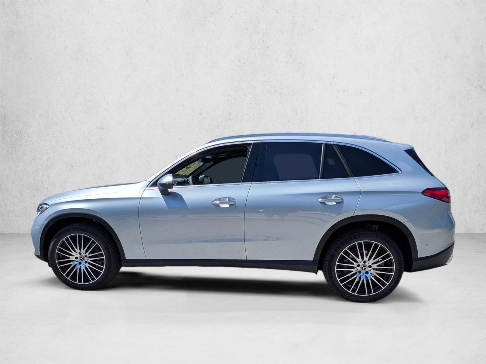 Thumbnail: 2026 Mercedes-Benz GLC - 2