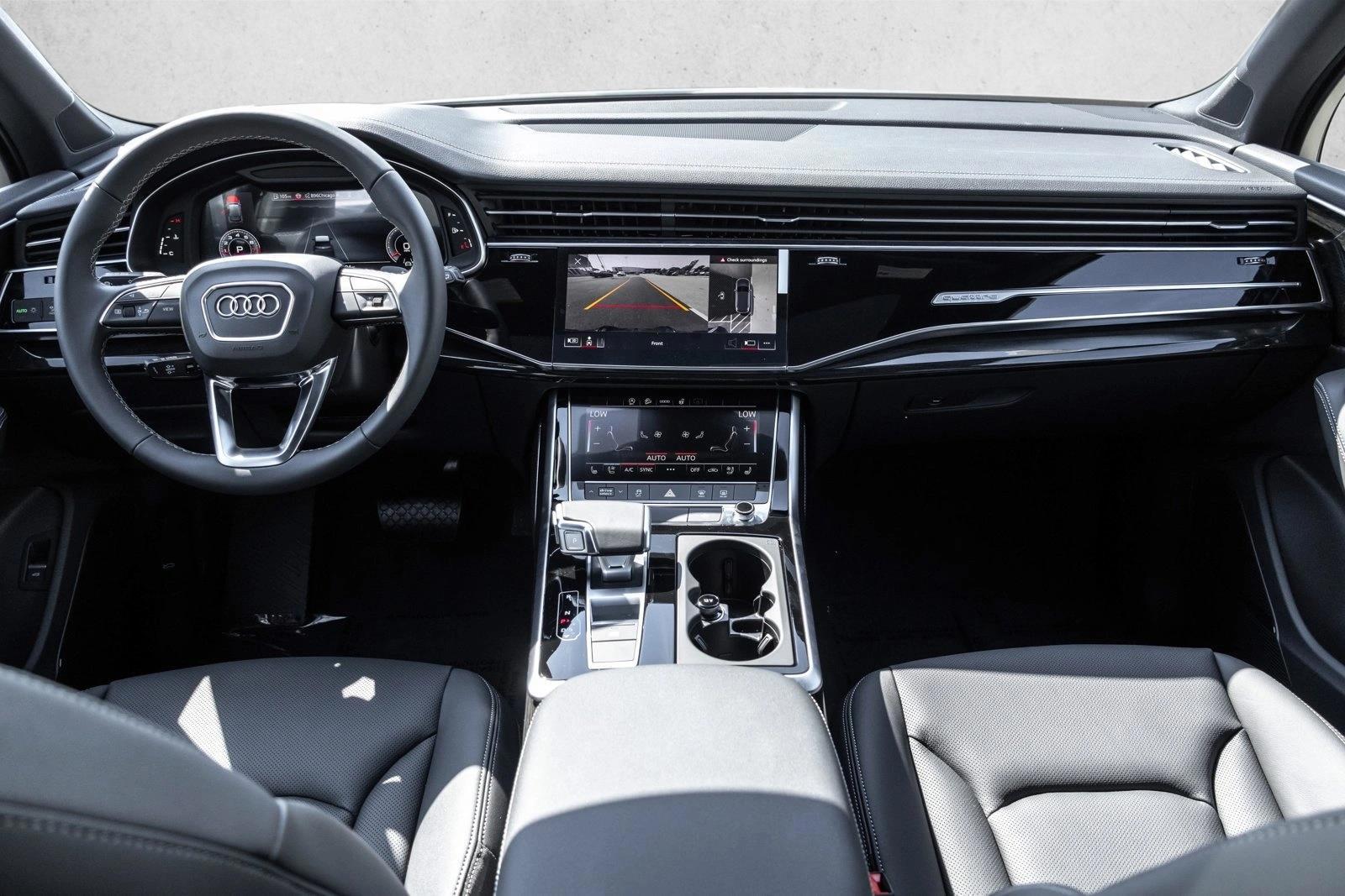 Thumbnail: 2026 Audi Q7 - 4