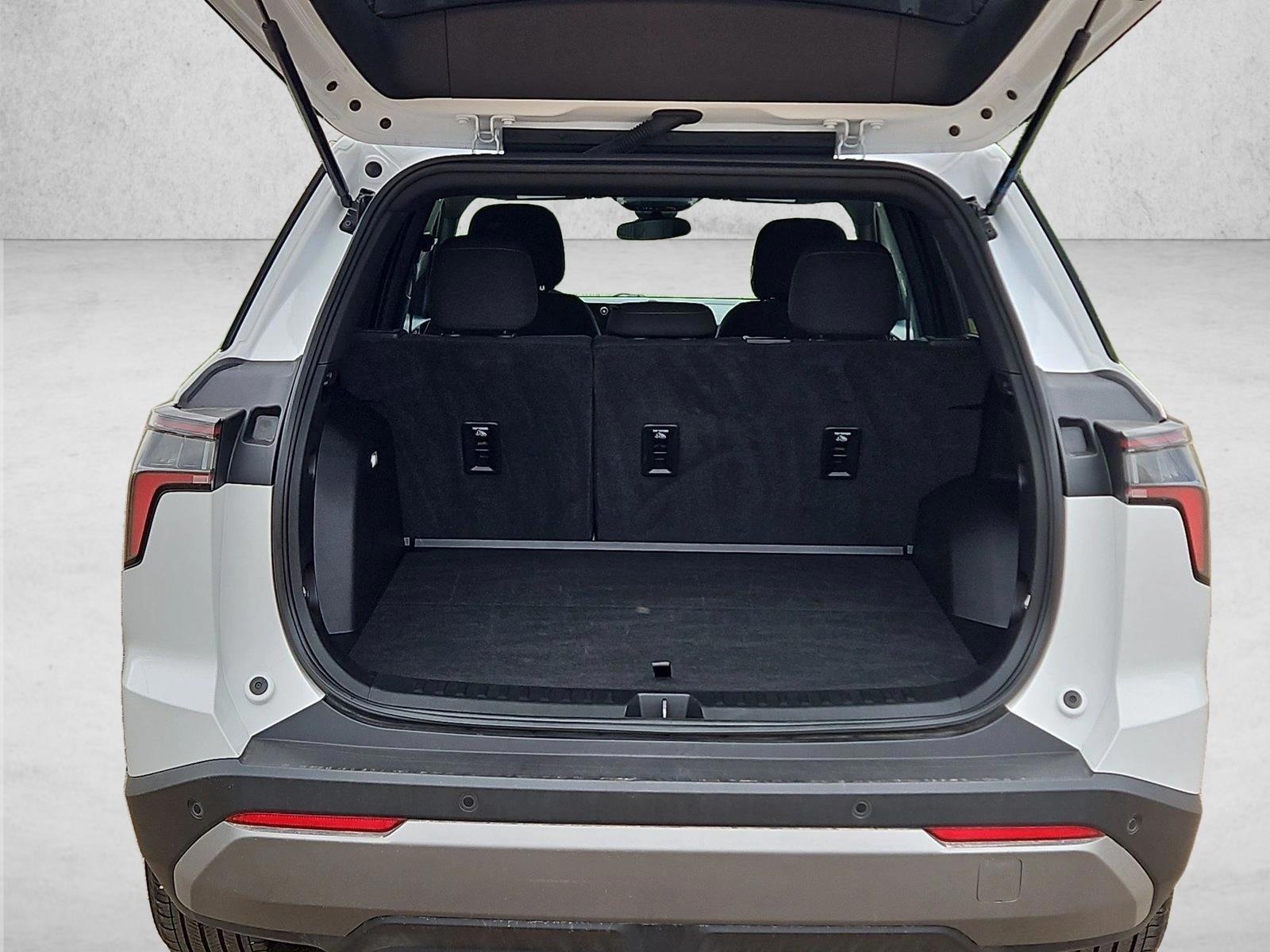 2025 Chevrolet Equinox LT - Photo 6