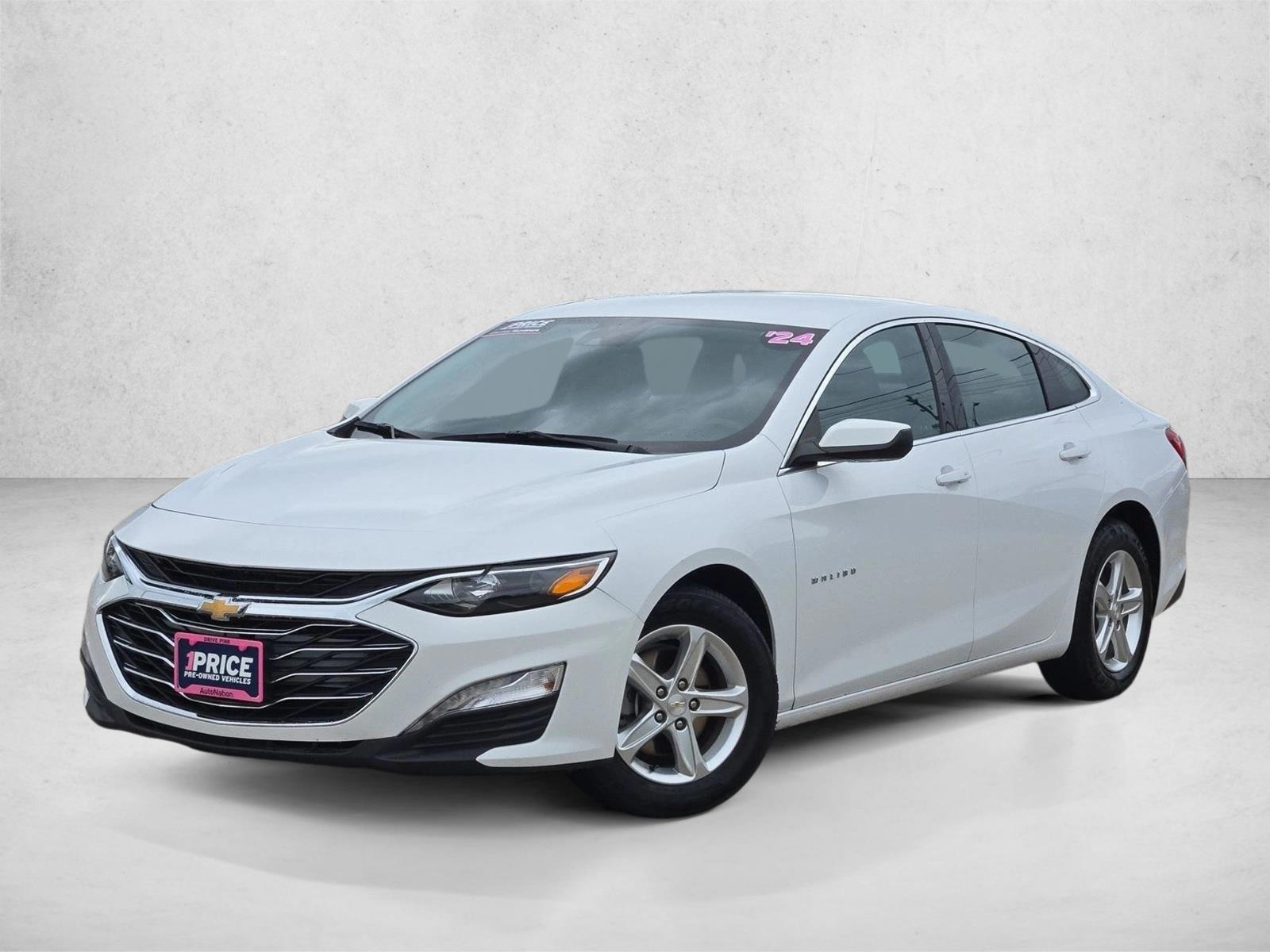 Thumbnail: 2024 Chevrolet Malibu - 1