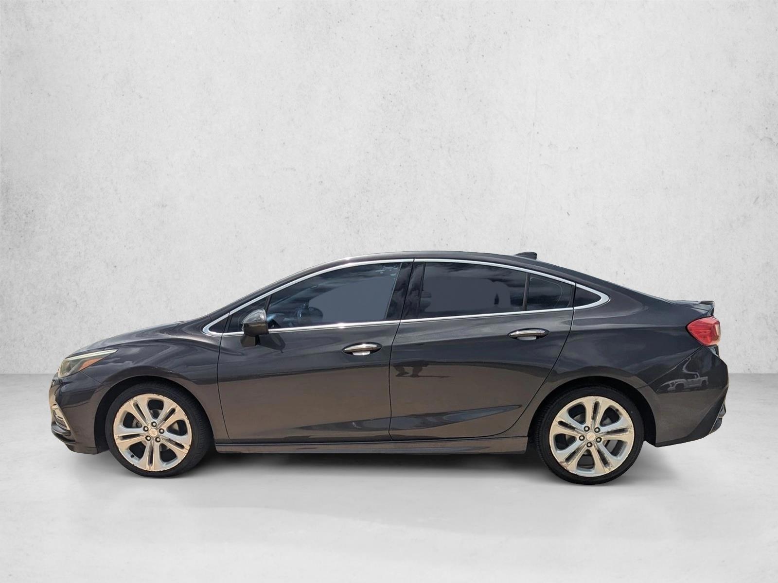 Thumbnail: 2017 Chevrolet Cruze - 2