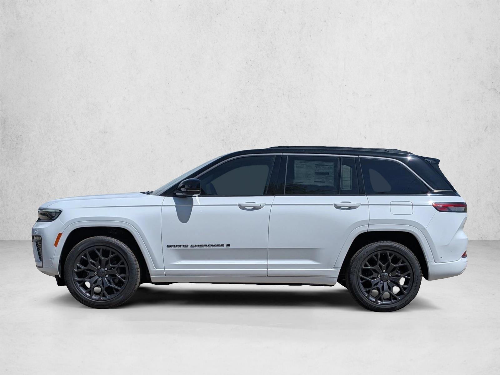 Thumbnail: 2026 Jeep Grand Cherokee - 2