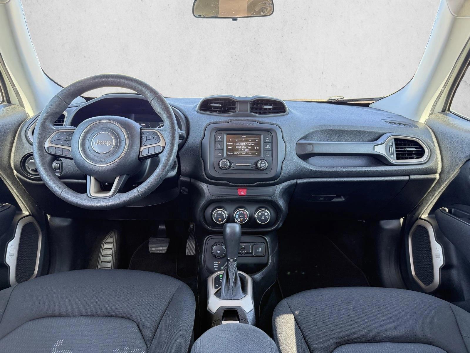 Thumbnail: 2017 Jeep Renegade - 3