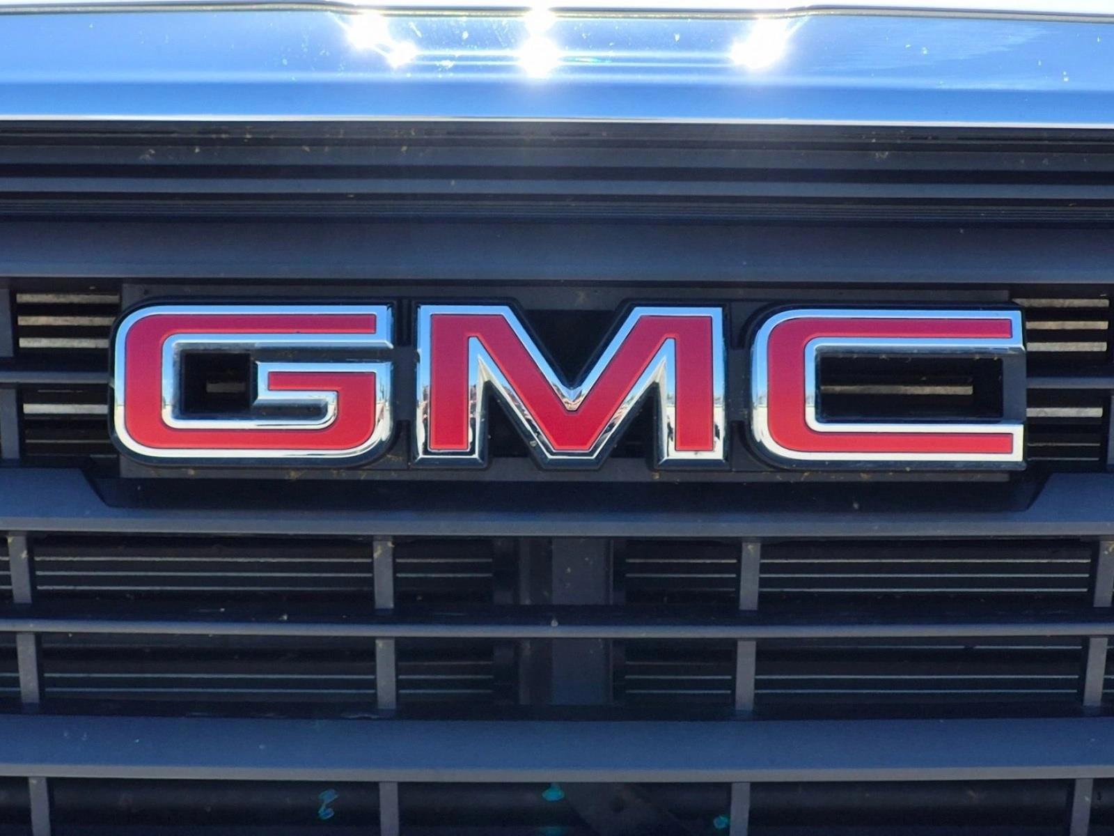 2024 GMC Terrain SLE - Photo 23