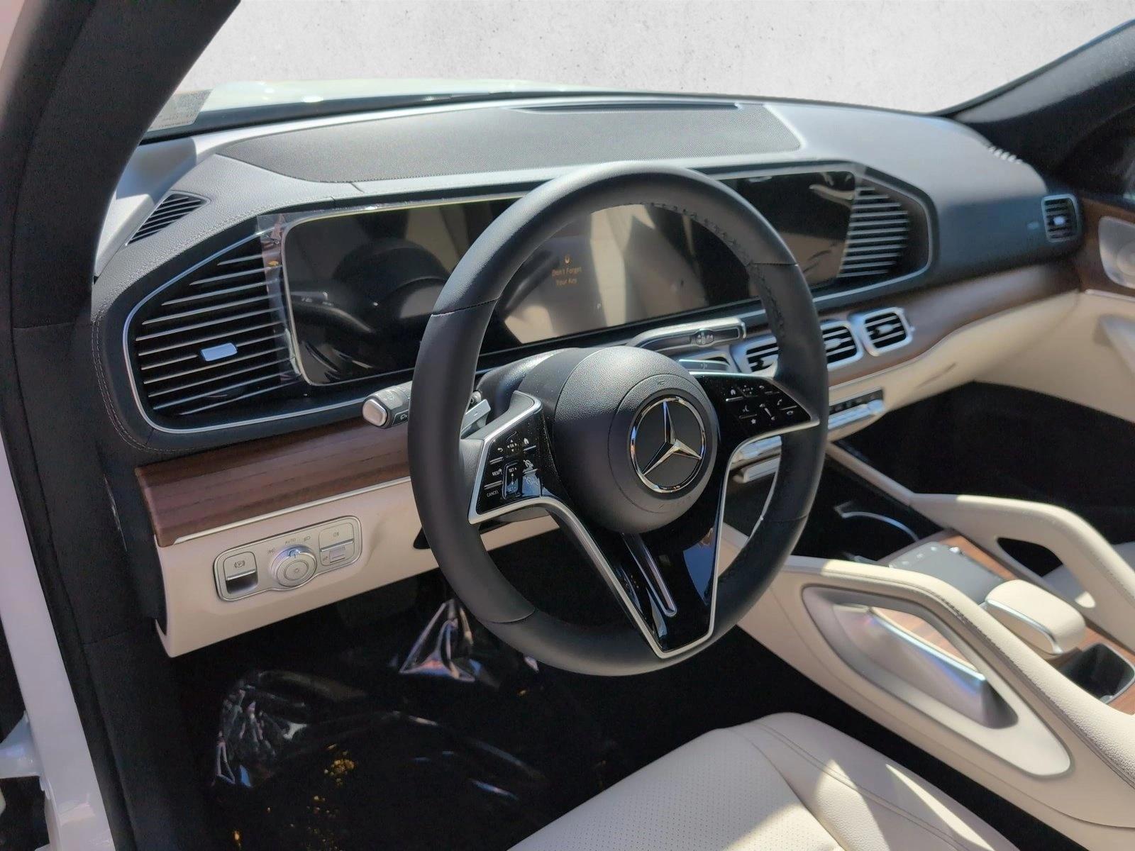 Thumbnail: 2026 Mercedes-Benz GLE - 3