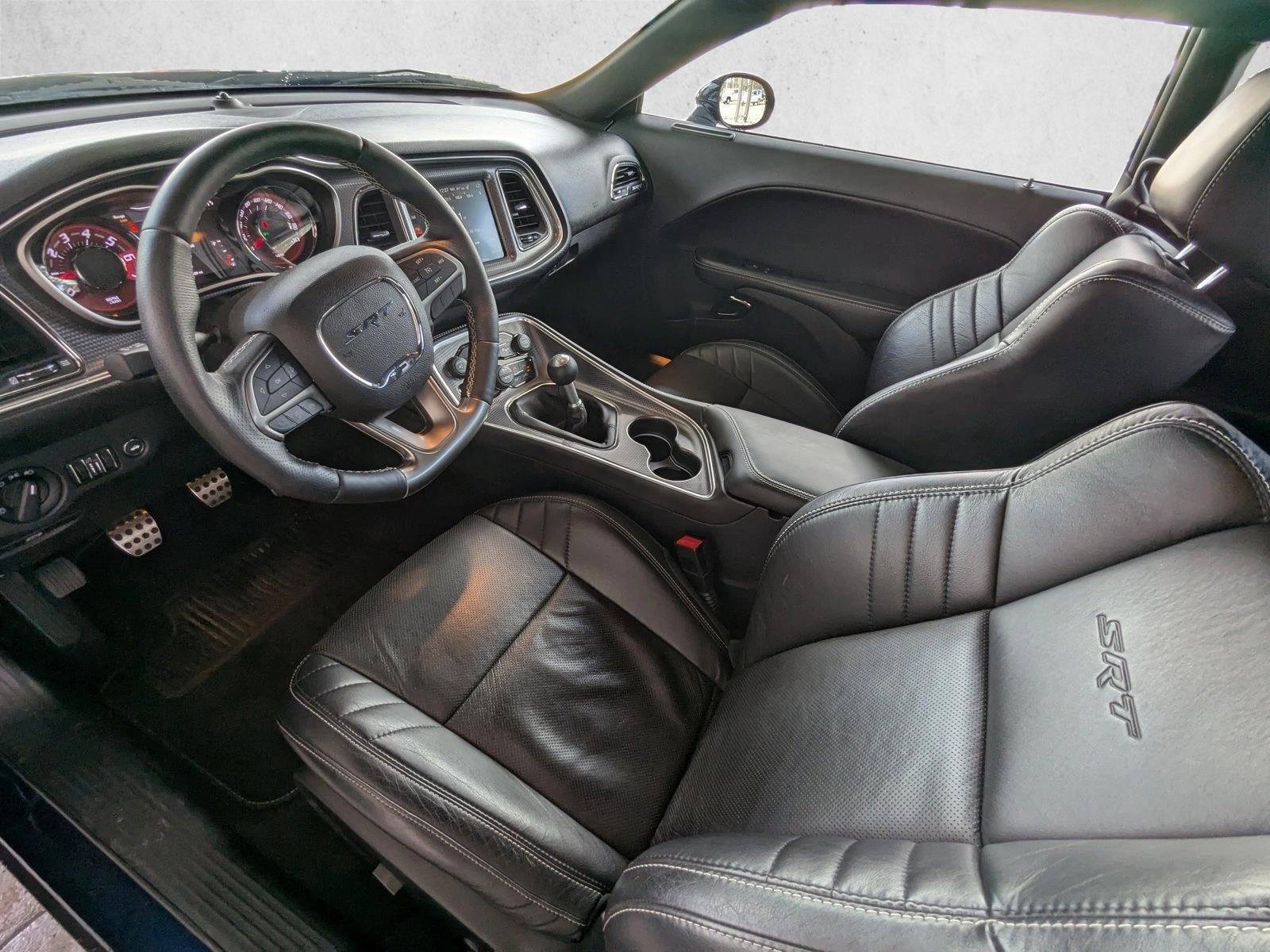 Thumbnail: 2015 Dodge Challenger - 3