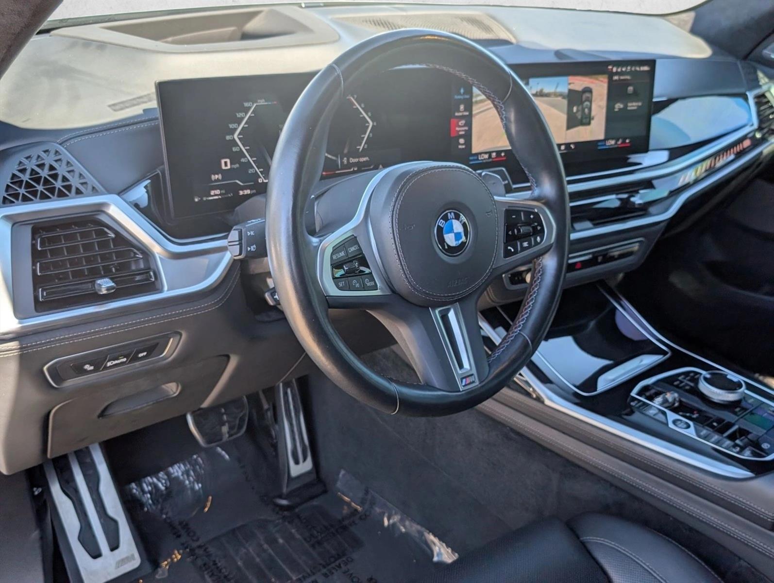 Thumbnail: 2024 BMW X7 - 3