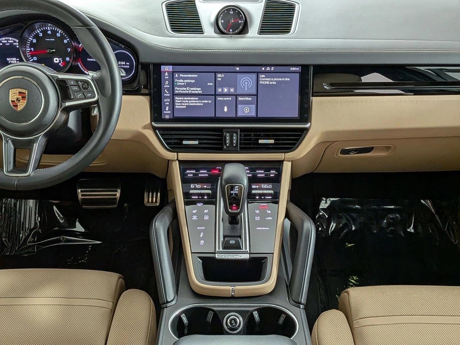 Thumbnail: 2019 Porsche Cayenne - 4