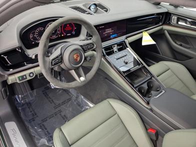 2026 Porsche Panamera
