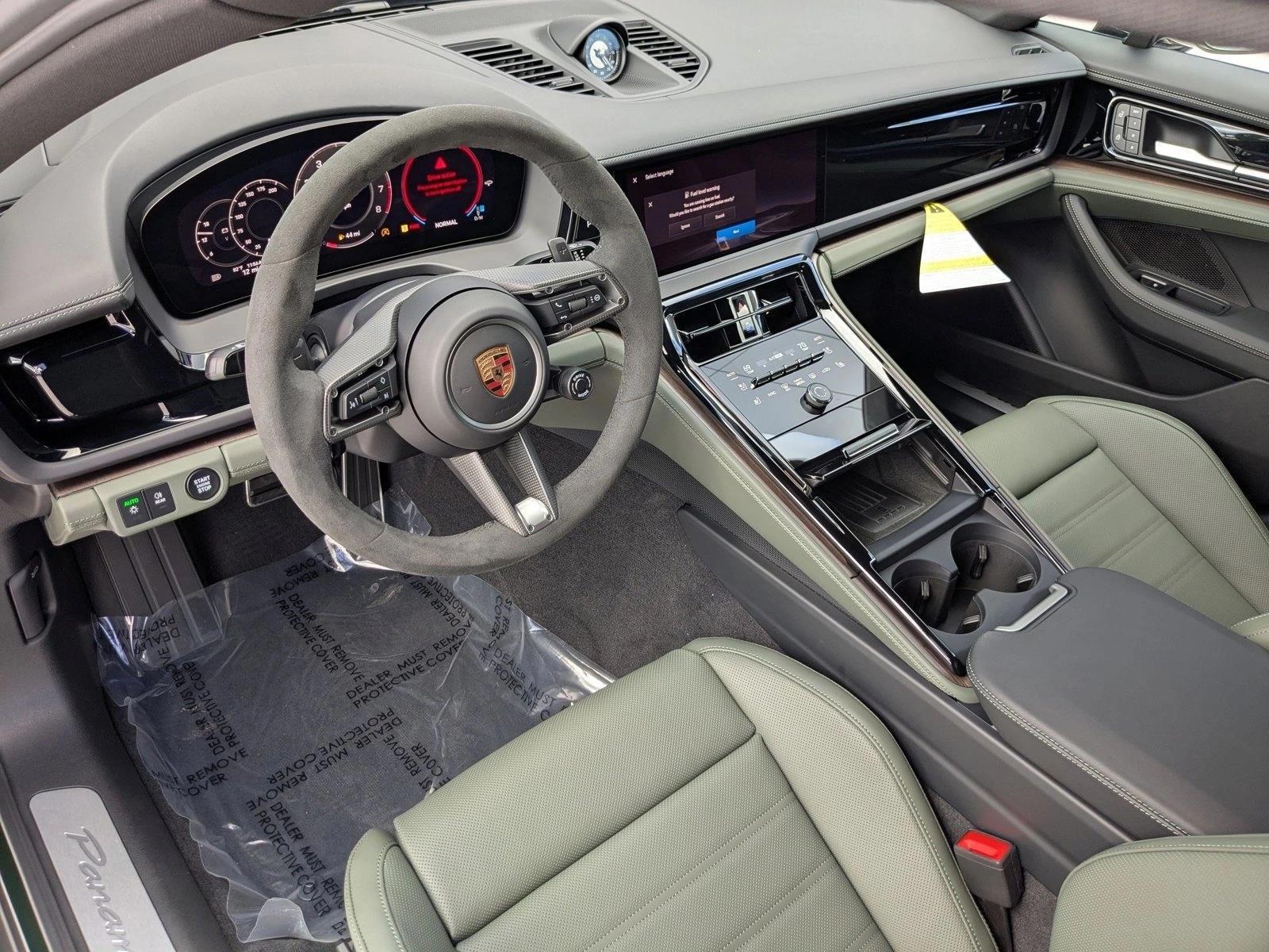 Thumbnail: 2026 Porsche Panamera - 3