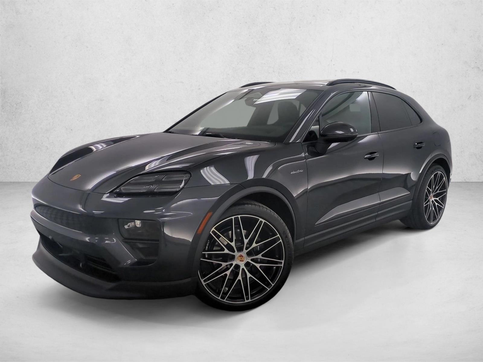 Thumbnail: 2026 Porsche Macan - 1
