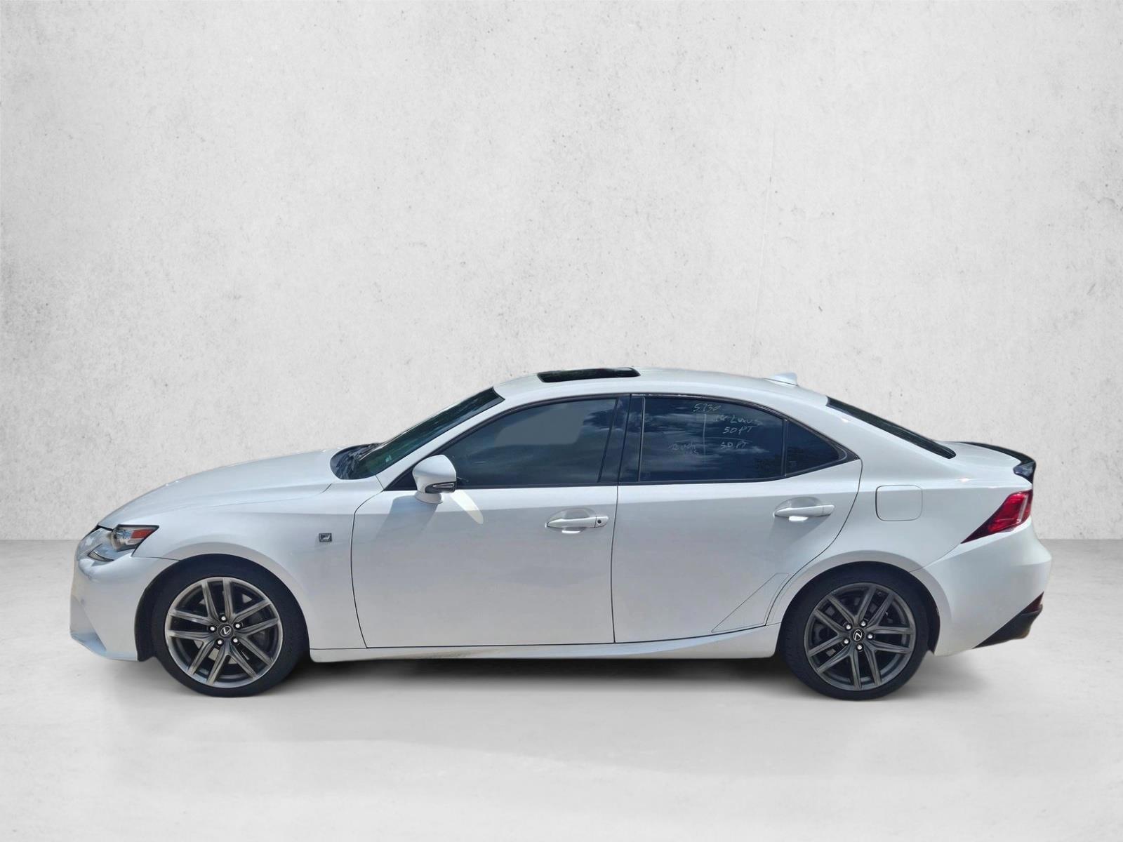 Thumbnail: 2016 Lexus IS - 2