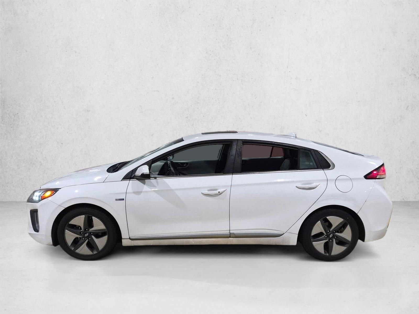 Thumbnail: 2020 Hyundai Ioniq - 2