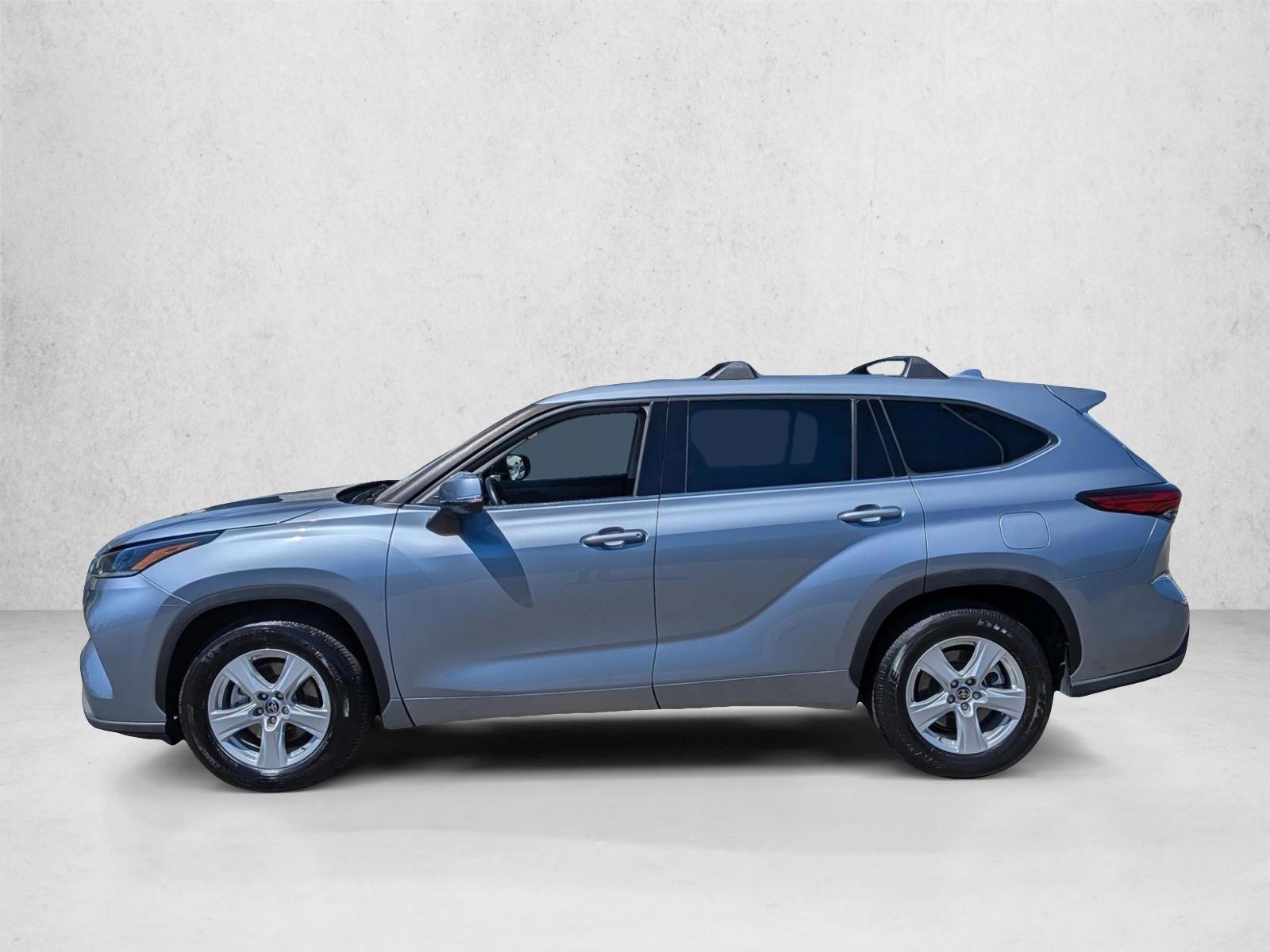 Thumbnail: 2021 Toyota Highlander - 2