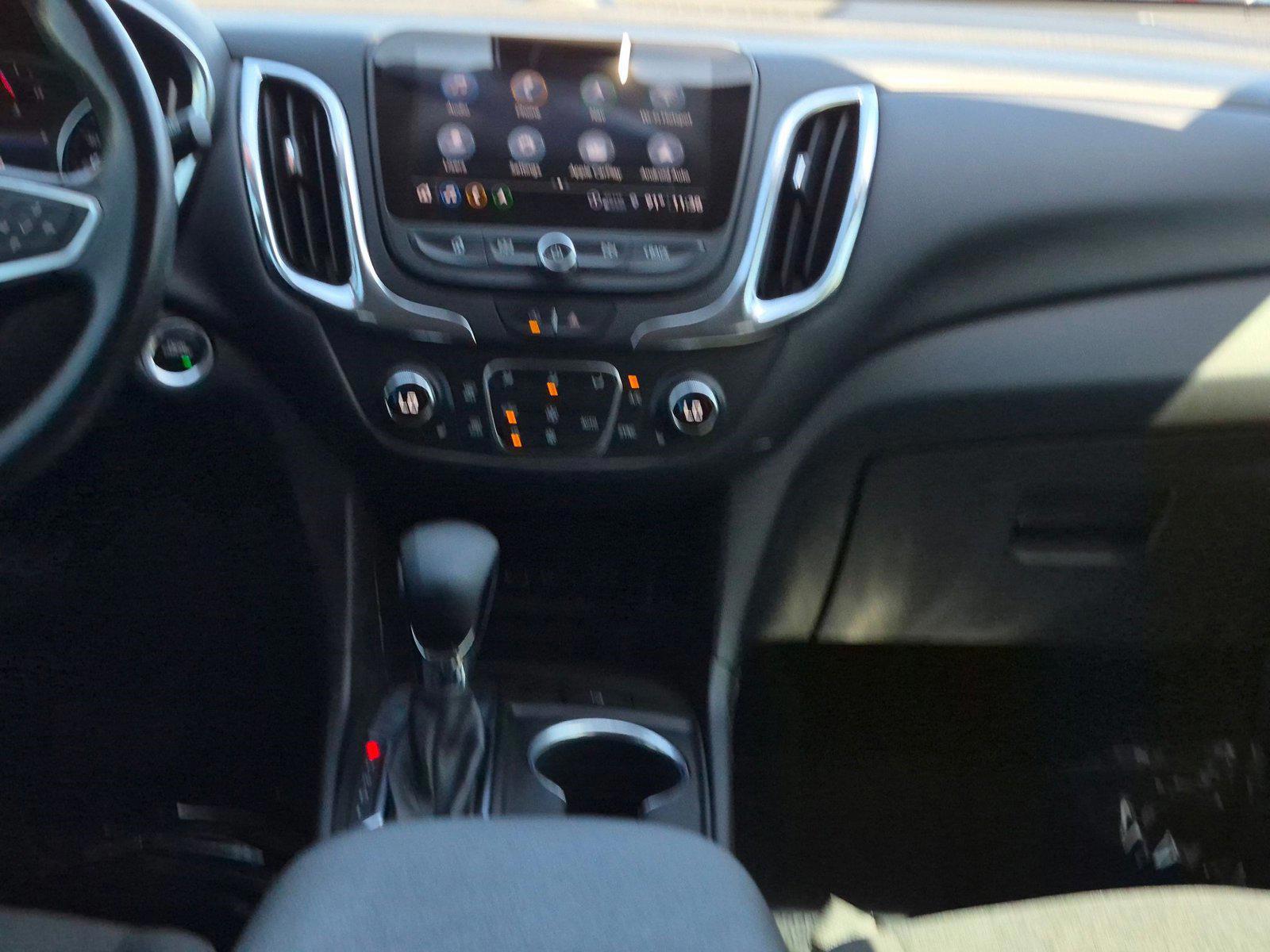 2022 Chevrolet Equinox LT - Photo 16