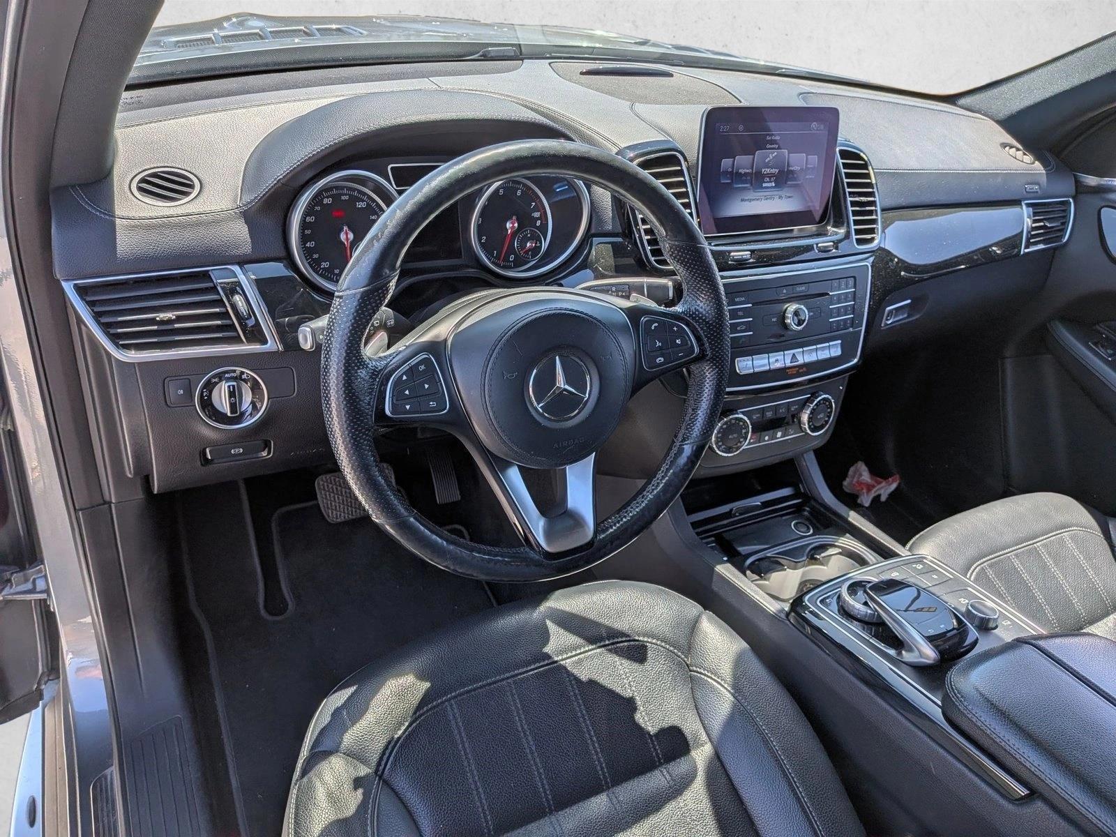 Thumbnail: 2018 Mercedes-Benz GLS - 3