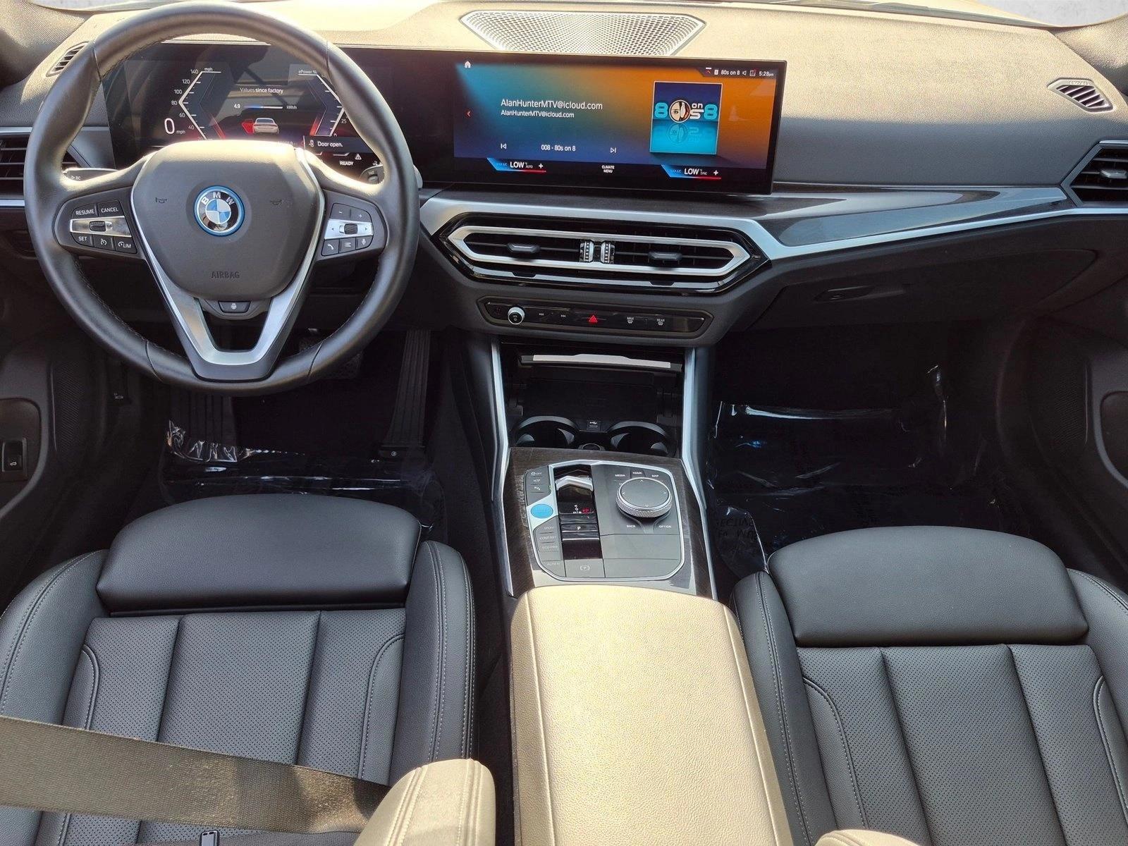 Thumbnail: 2023 BMW i4 - 4