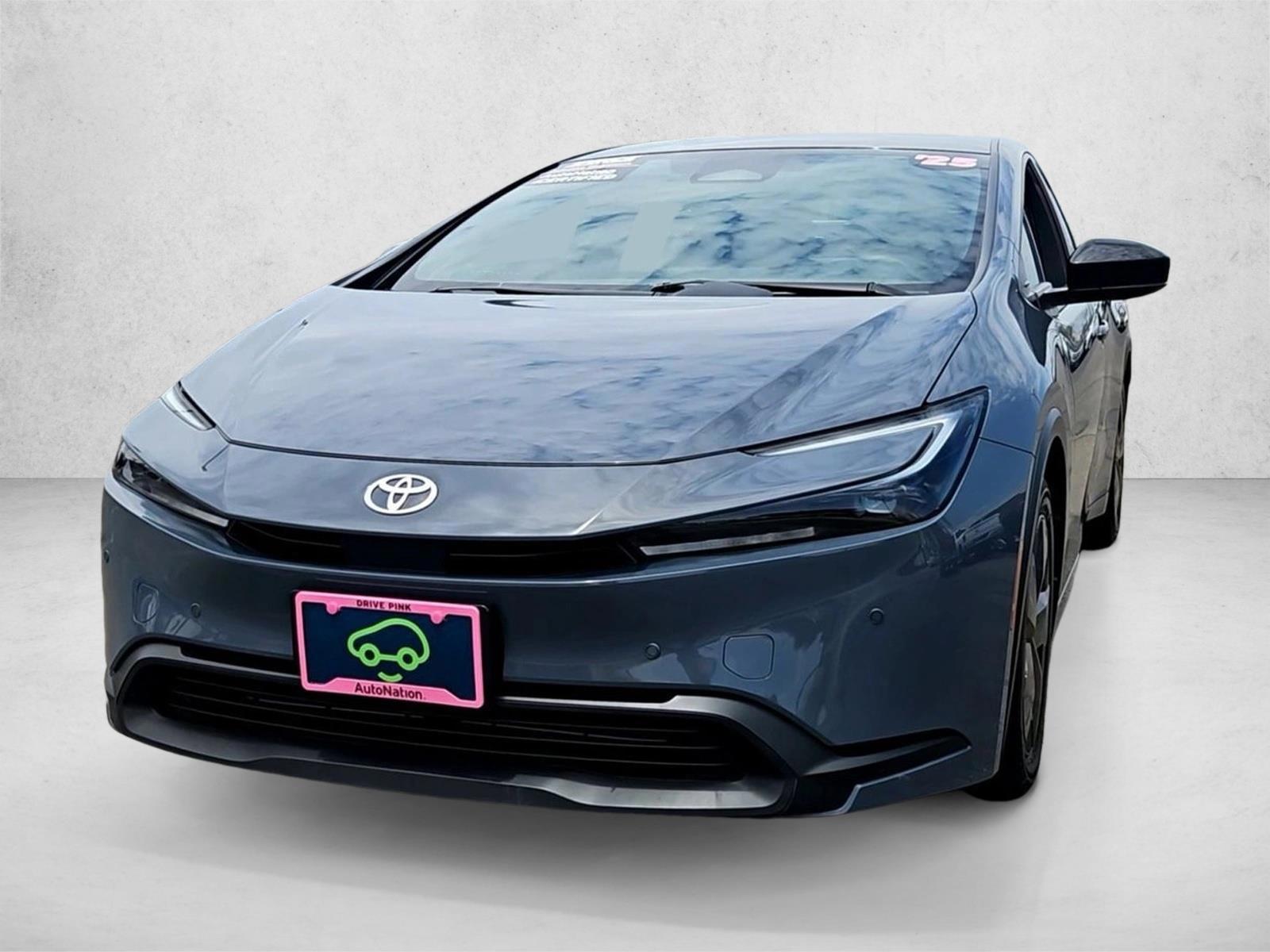 Thumbnail: 2025 Toyota Prius - 2