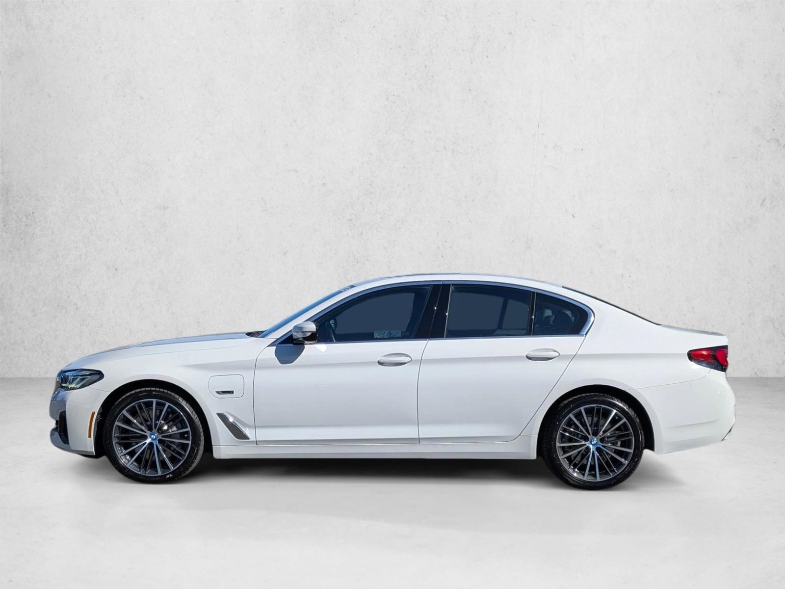 Thumbnail: 2023 BMW 5 Series - 2