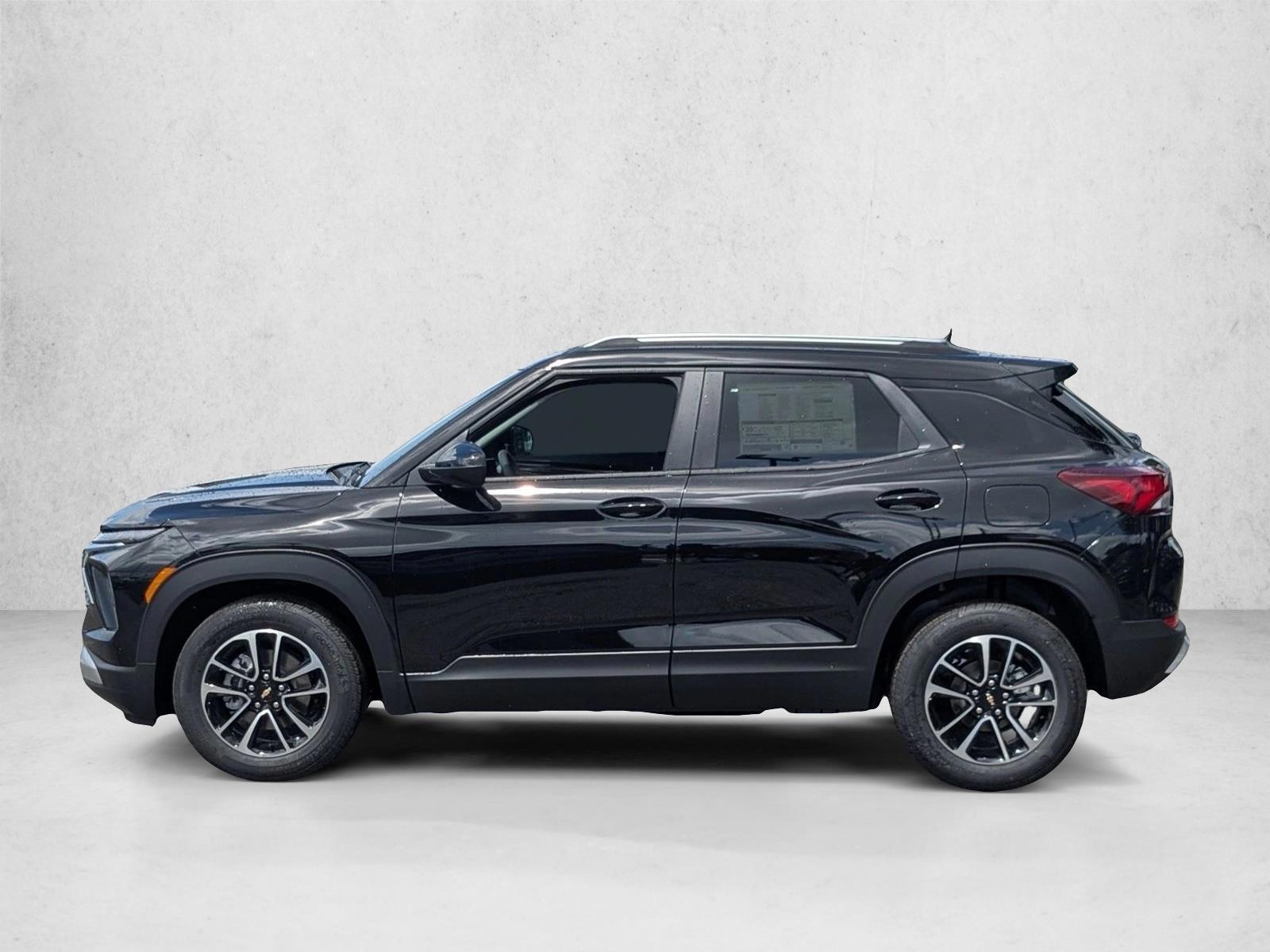 Thumbnail: 2026 Chevrolet TrailBlazer - 2
