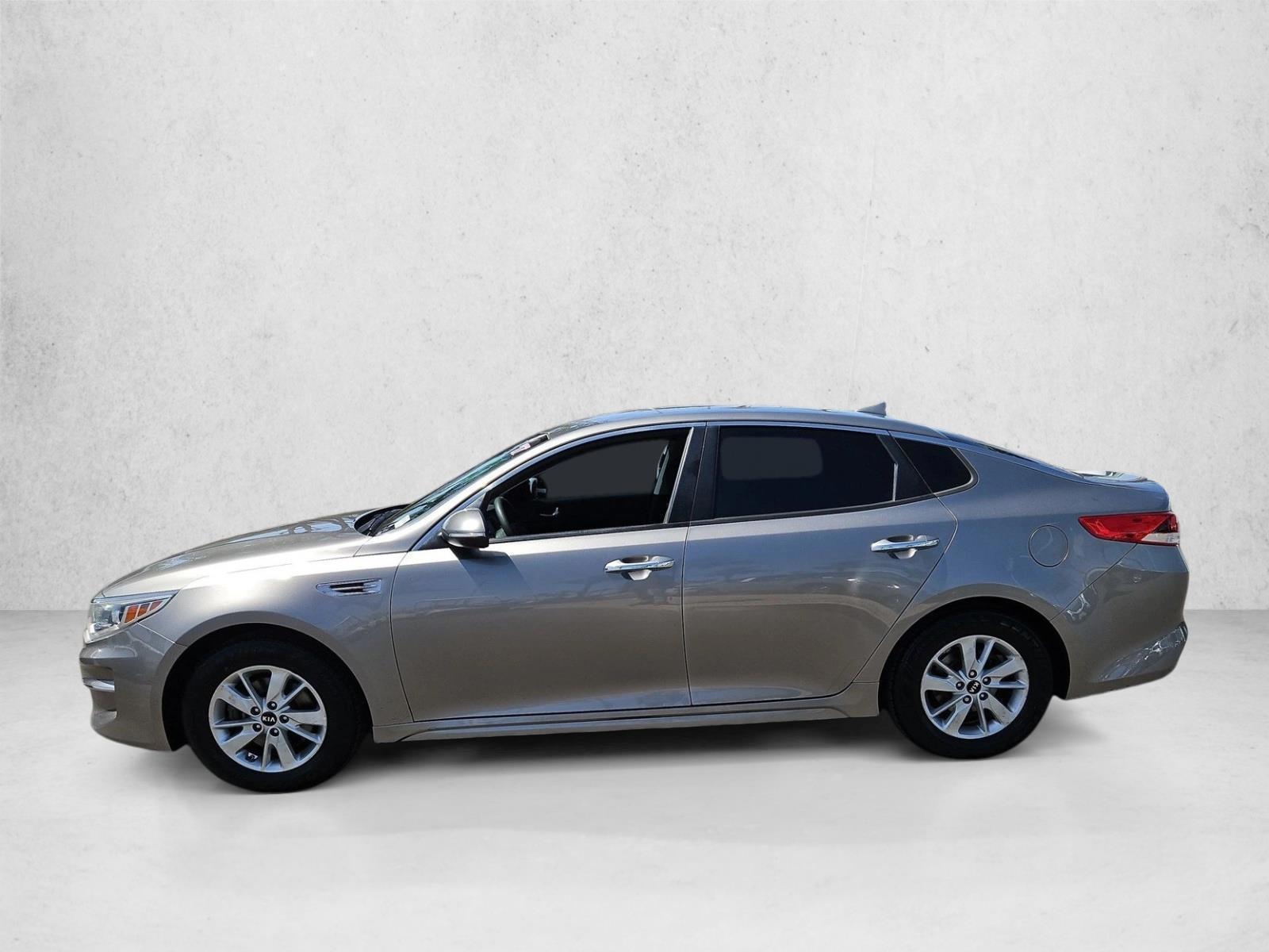 Thumbnail: 2017 Kia Optima - 2
