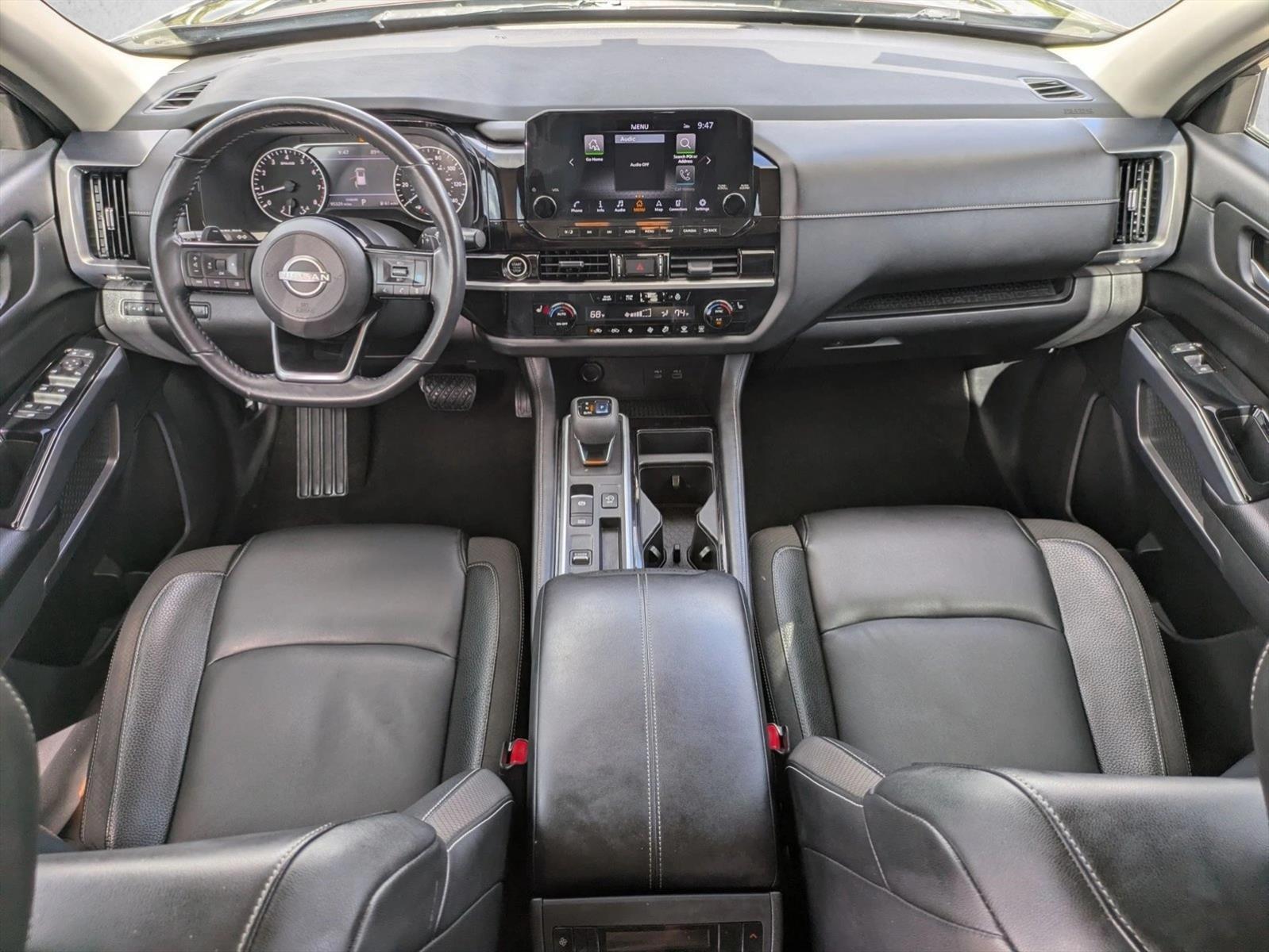 Thumbnail: 2022 Nissan Pathfinder - 2