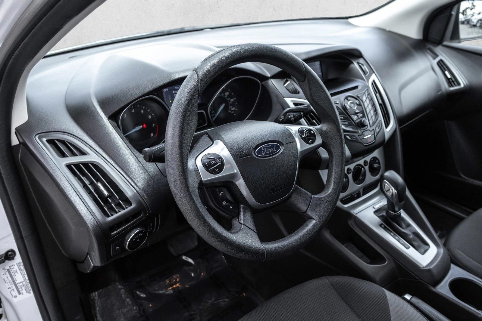 Thumbnail: 2014 Ford Focus - 3
