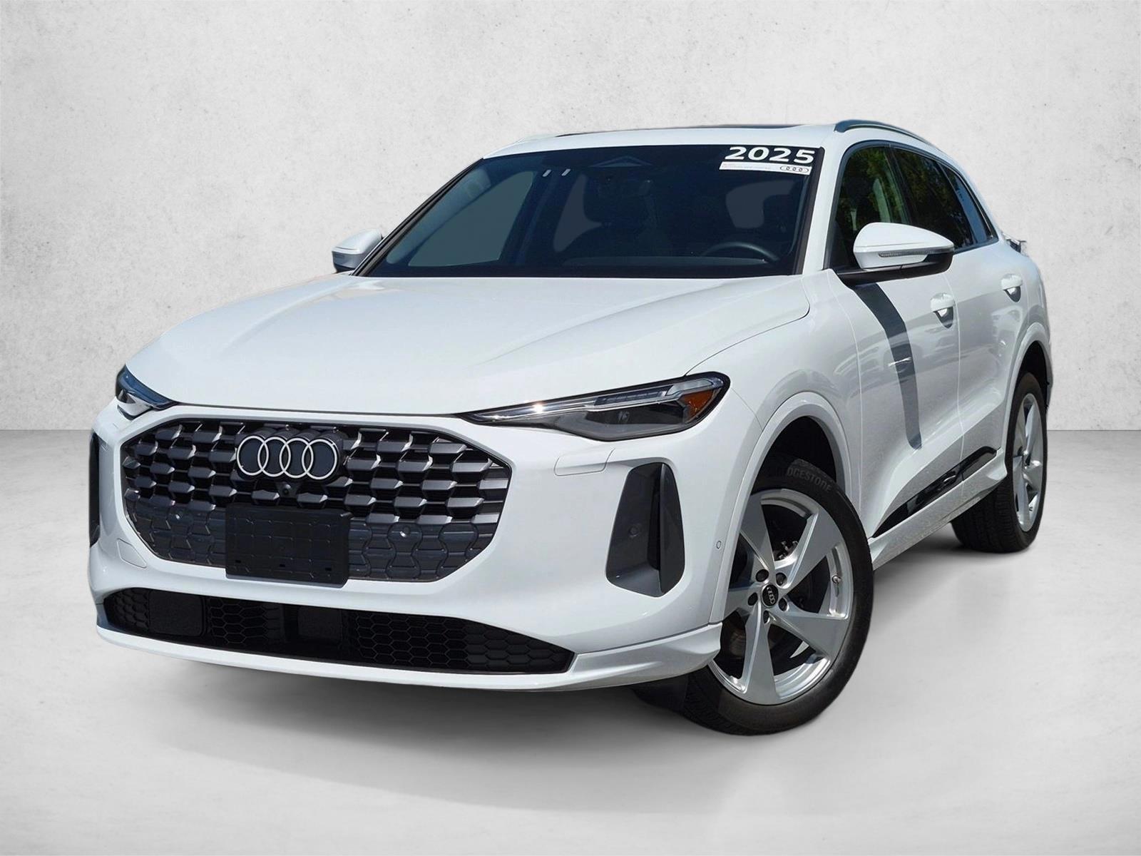 Thumbnail: 2025 Audi Q5 - 1