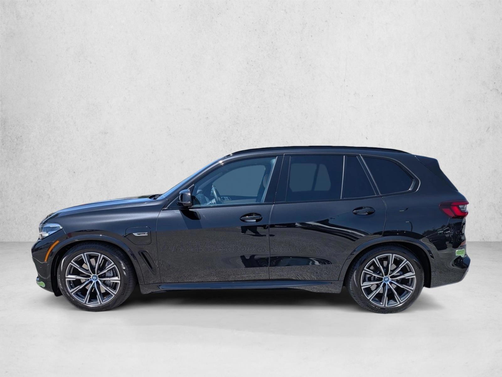 Thumbnail: 2022 BMW X5 - 2