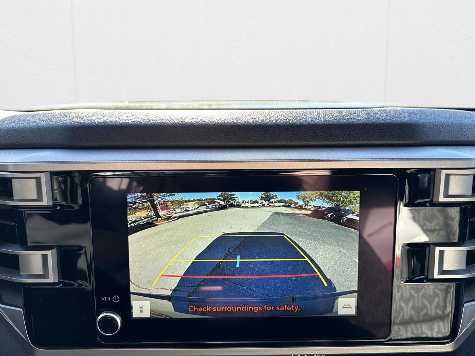2025 Toyota Tundra SR5 - Photo 13