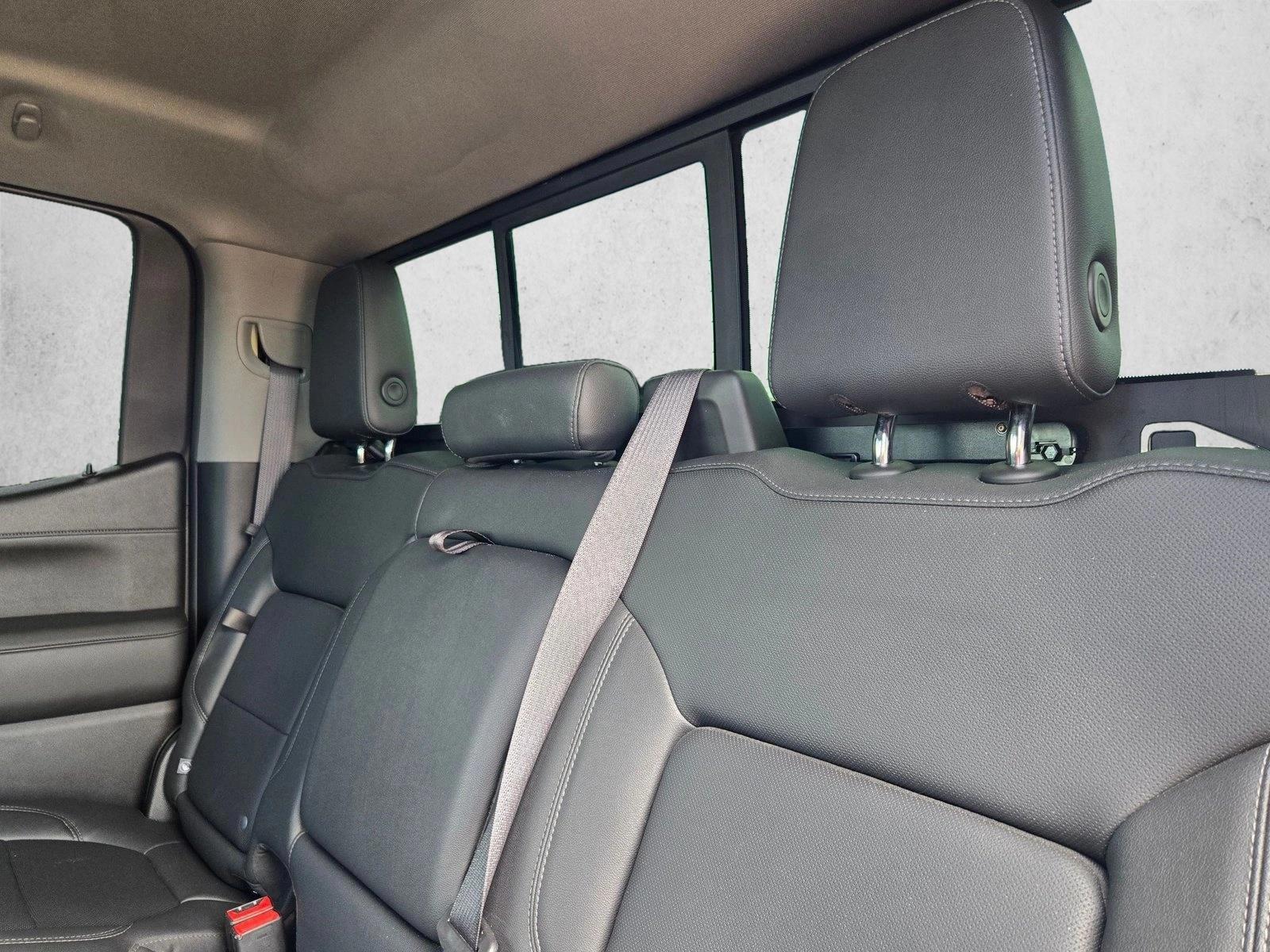 2021 Chevrolet Silverado 1500 LTZ - Photo 17